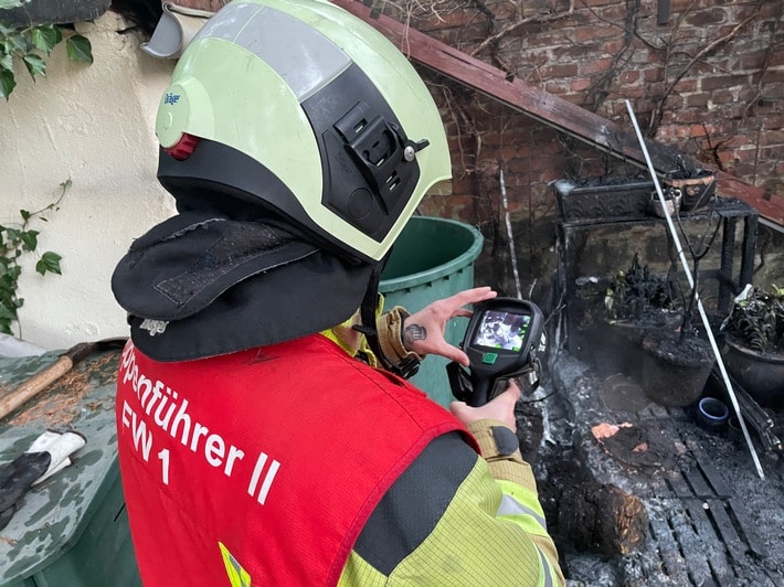 FW Dresden: Informationen zum Einsatzgeschehen der Feuerwehr Dresden vom 7. - 9. Januar 2022