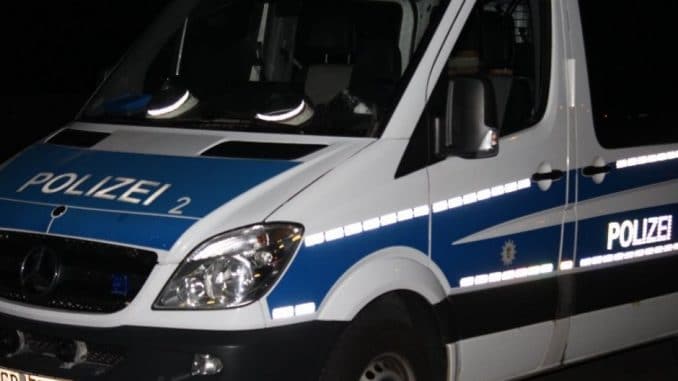 POL-MG: Einbruch in Mehrfamilienhaus | Presseportal