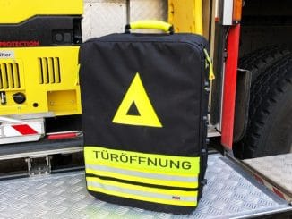 FW Alpen: Person in Wohnung