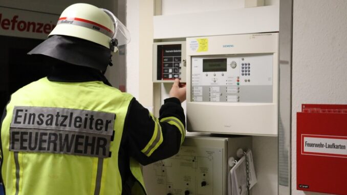 FFW Schiffdorf: Kochdunst sorgt für Einsatz der Feuerwehr