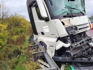 FW-EN: Schwerer Verkehrsunfall auf der BAB 1