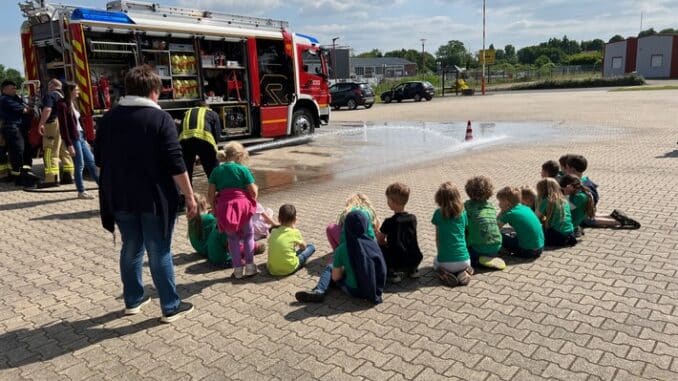 FW Alpen: Brandschutzerziehung der Vorschulkinder aus Menzelen