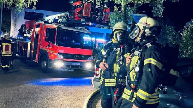 FW-BN: Küchenbrand in Bonn-Plittersdorf