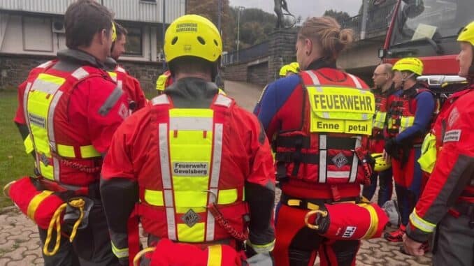 FW-EN: Neue Strömungsretter im Südkreis! Erfolgreiche Kooperation der Feuerwehren Ennepetal und Gevelsberg.