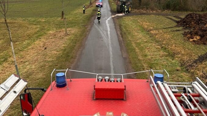 FW-Schermbeck: Ölspur