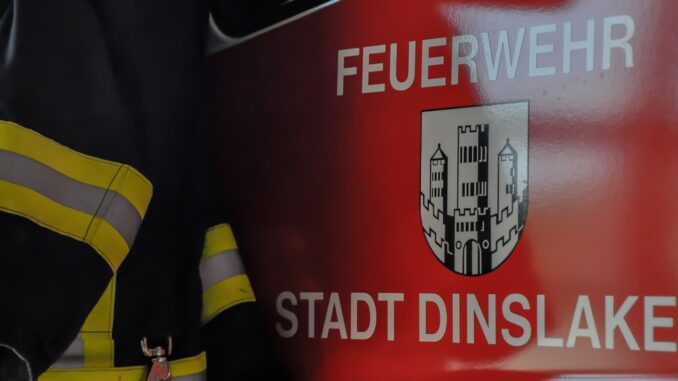 FW Dinslaken: Ausgelöste Brandmeldeanlage