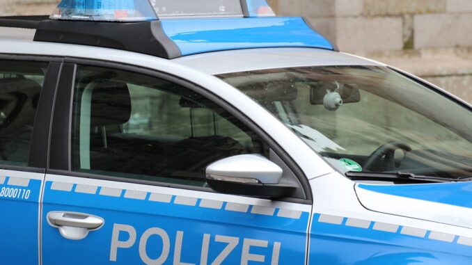 Die Bayerische Polizei - Ladendieb auf Marktplatz festgenommen