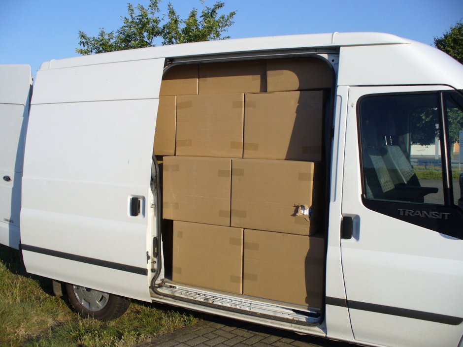 beladener_transporter Zoll 10.07.2015 RayMedia.de