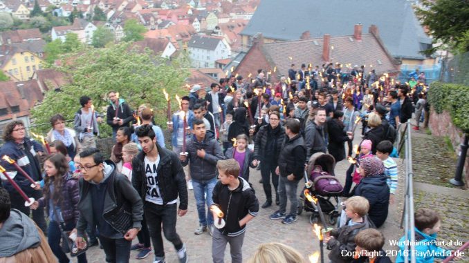 Feuer& Zauber Burg Wertheim 30-04-2016_25