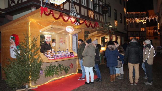 legendaere-gluehweinparty-wertheimer-weihnachtsmarkt-08-12-2016-21
