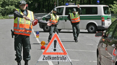 Zollkontrolle eines Pkws
