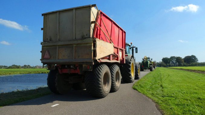 Tractor Agriculture Farmer 