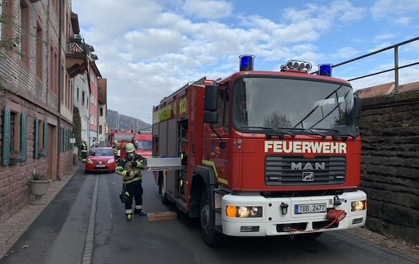 2020-11-20_2 Feuerwehr Wertheim Copyright - Einsatz in der Hämmelsgasse
