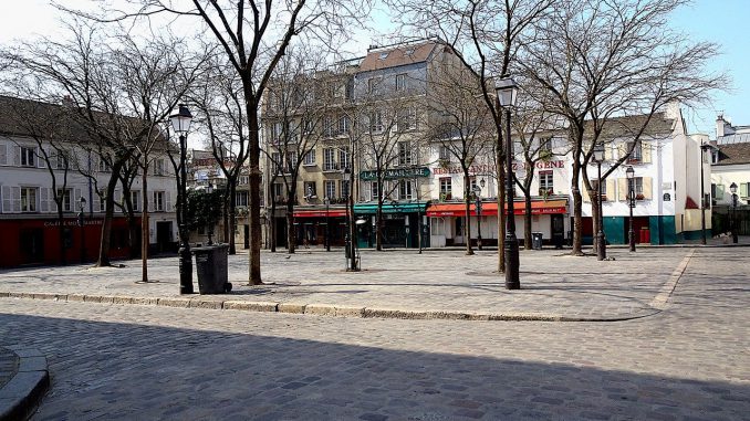 Place Du Tertre Montmartre Paris 