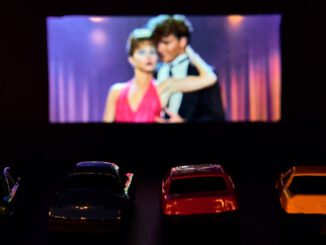 Drive In Theater Film Presentation  - distelAPPArath / Pixabay