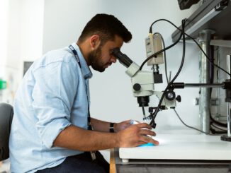 Engineer Engineering Broadcast  - RAEng_Publications / Pixabay