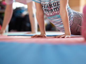 Sports Hands Kids Baby Fitness - evgeniya_kets_photo / Pixabay