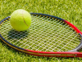 Tennis Tennis Racket Tennis Ball - powershots / Pixabay
