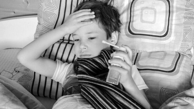 Medication Child Hurts Got Sick  - Victoria_Borodinova / Pixabay