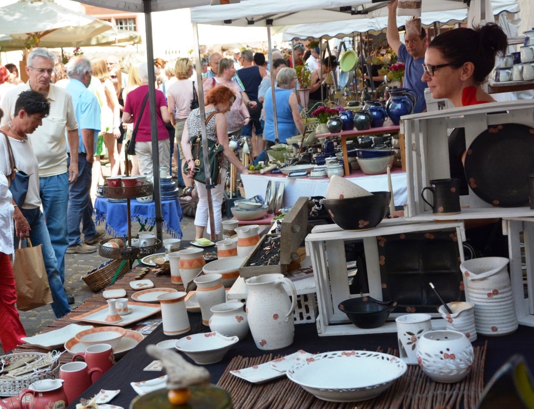 Stadtverwaltung-Wertheim-Toepfermarkt-und-Einkaufsbummel-statt-„Shoppen-amp-Schoeppeln“.jpg
