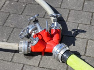 Distribution Water Fire Hose  - planet_fox / Pixabay