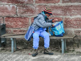 Sdf The Homeless Homeless  - selenee51 / Pixabay