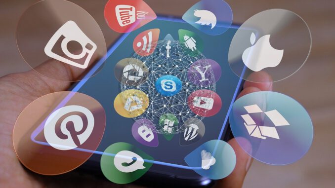 Social Media Social Display Icon  - geralt / Pixabay