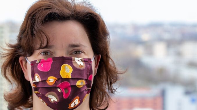 Woman Face Mask Pandemic Mask  - Al3xanderD / Pixabay