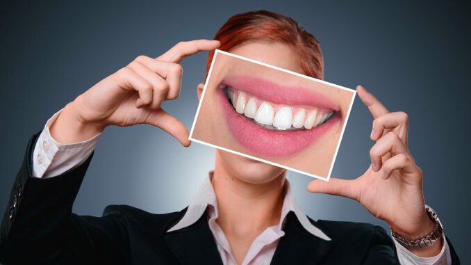 Woman Smile Tooth Health Mouth Woman Smile Tooth Health Mouth - geralt / Pixabay