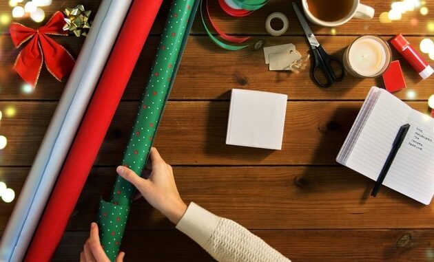 Geschenkpapier: Glitzernd in die Mülltonne