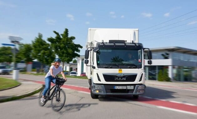 25 Jahre ADAC Test- und Technikzentrum: Garant für Verbraucherschutz und Sicherheit / ...