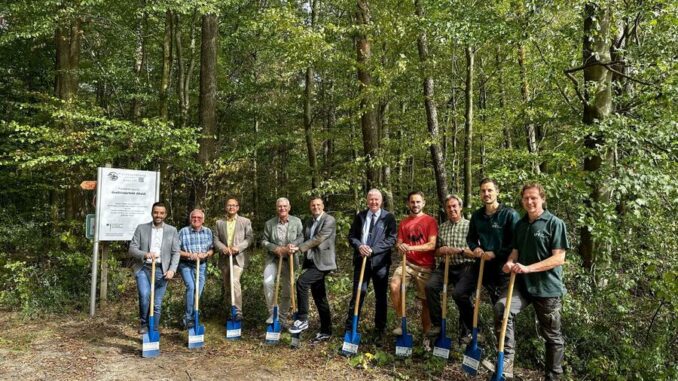 Naturschutz und Infrastruktur im Einklang - Flurneuordnungsverfahren für den Forst in Großrinderfeld gestartet