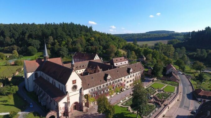 Kloster Bronnbach wird Kulturerbe-Siegel verliehen / Main-Tauber-Kreis