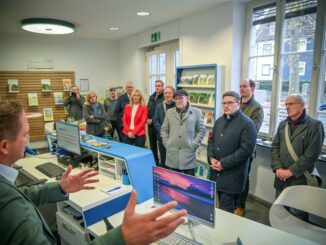 Volle Fahrt voraus für den ÖPNV im Landkreis - Verkehrsminister Hermann zu Gast im Landkreis