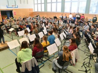 Neuer Rekord beim Kreisjugendblasorchester - 100 Musiker sind Teil der achten Auflage / Main-Tauber-Kreis