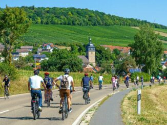 Autofreier Sonntag - Tausende Radfahrerinnen und Radfahrer unterwegs