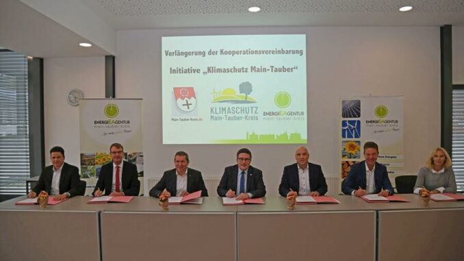 Klimaschutzpartner unterzeichnen Sponsorenvereinbarung