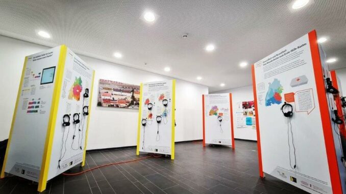 Ausstellung "Sprachlicher und kultureller Wandel in Baden-Württemberg" zu Gast im Kloster Bronnbach