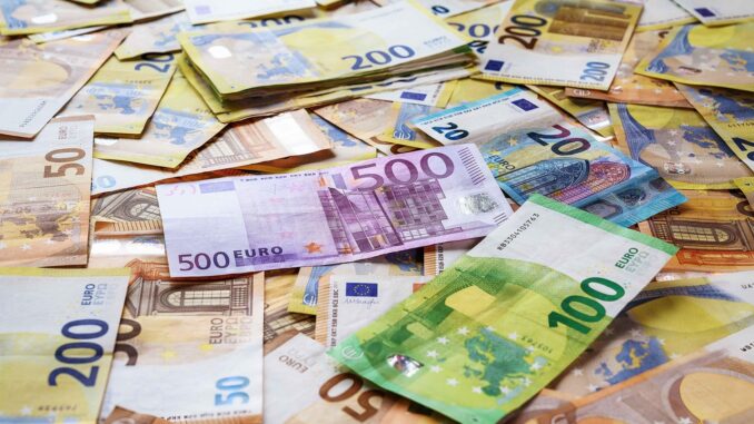 banknotes, currency, finance, euro, investment, inflation, loan, corruption, bribes, money, wealth, cash, business, savings, euro, money, money, money, money, money