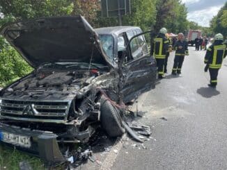 FF Goch: 12 Verletzte nach schwerem Verkehrsunfall