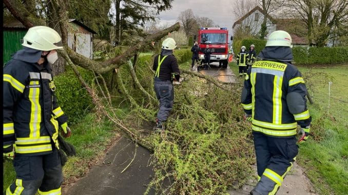 FF Goch: 4 sturmbedingte Einsätze für die Feuerwehr Goch