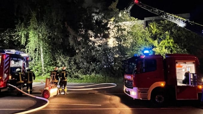 FF Goch: Brandstiftung: Unbekannte zündeln an ehemaligen Belgierhäusern