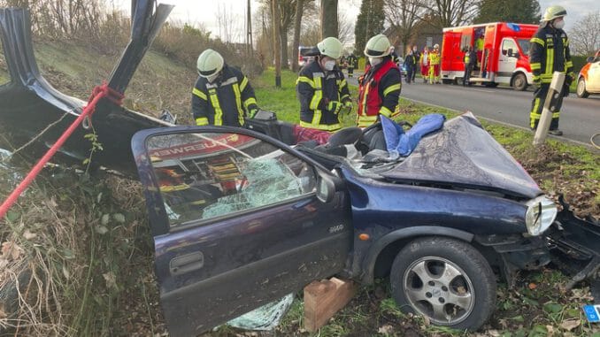 FF Goch: Verkehrsunfall am Neujahrsmorgen