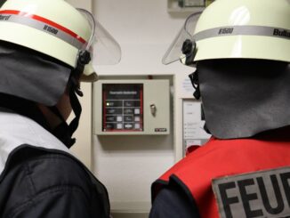 FFW Schiffdorf: Essen im Ofen sorgt für Einsatz der Feuerwehr