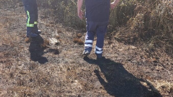 FFW Schiffdorf: Flächenbrand fordert Nachlöscharbeiten