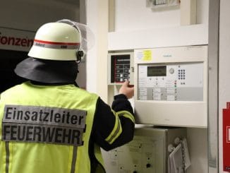 FFW Schiffdorf: Heiße Dusche sorgt für Einsatz am Freitagabend