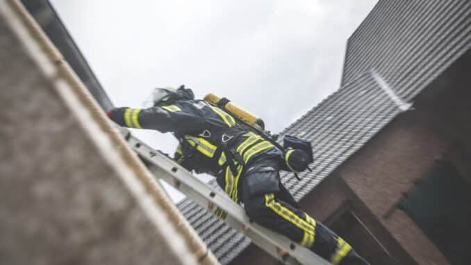 FFW Schwalmtal: Brand in Absauganlage einer Schreinerei