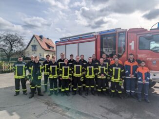 FW-AR: FEUERWEHR-GRUNDAUSBILDUNG GESTARTET