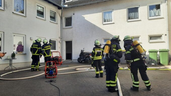 FW Alfter: Küchenbrand in Alfter