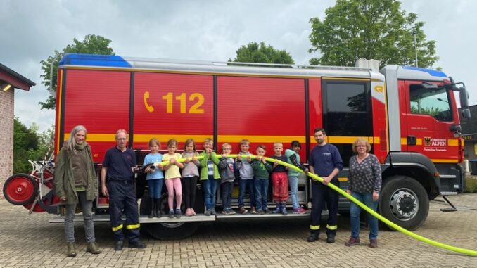 FW Alpen: Brandschutzerziehung der Vorschulkinder in Veen